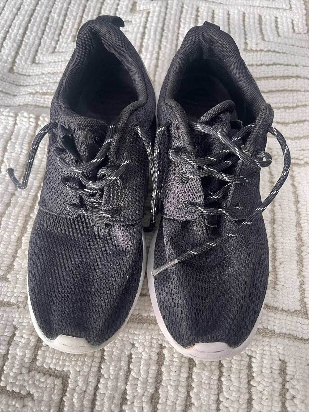 Nike Men's Black Athletic Running Sneakers with White Soles